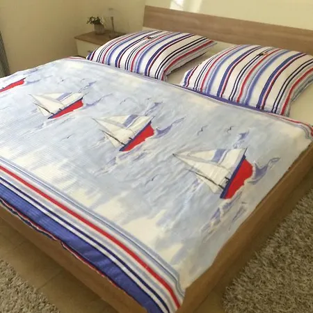 Fewo31, Exklusive Apartments, 2 Minuten Vom Und Alten Strom Apartament Rostock