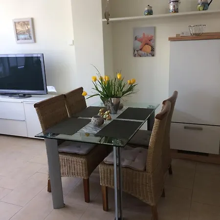 Fewo31, Exklusive Apartments, 2 Minuten Vom Und Alten Strom Lägenhet