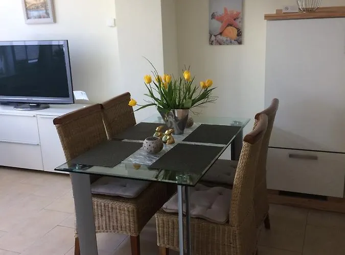Fewo31, Exklusive Apartments, 2 Minuten Vom Und Alten Strom Apartmán