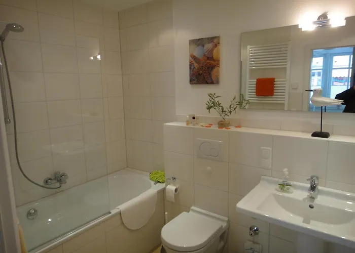 Fewo31, Exklusive Apartments, 2 Minuten Vom Und Alten Strom Apartmán Rostock